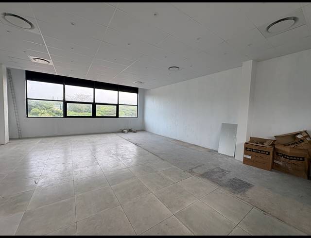 76M² RETAIL TO LET IN BALLITO CENTRAL